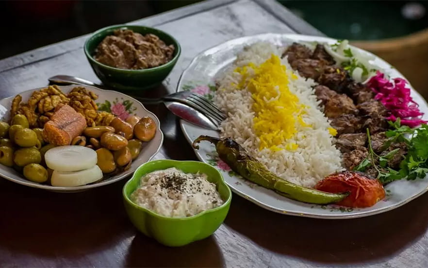 غذاها و خوراکی‌های محلی رشت