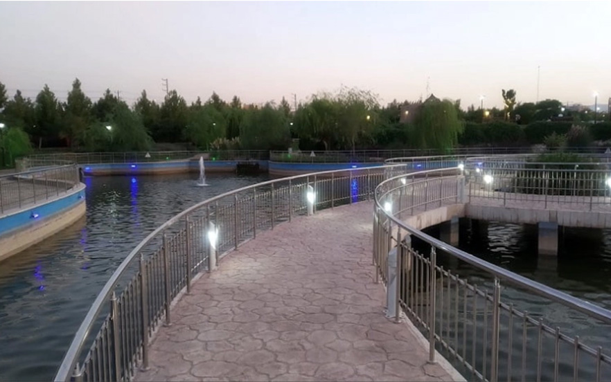 مسیر پیاده روی پارک
