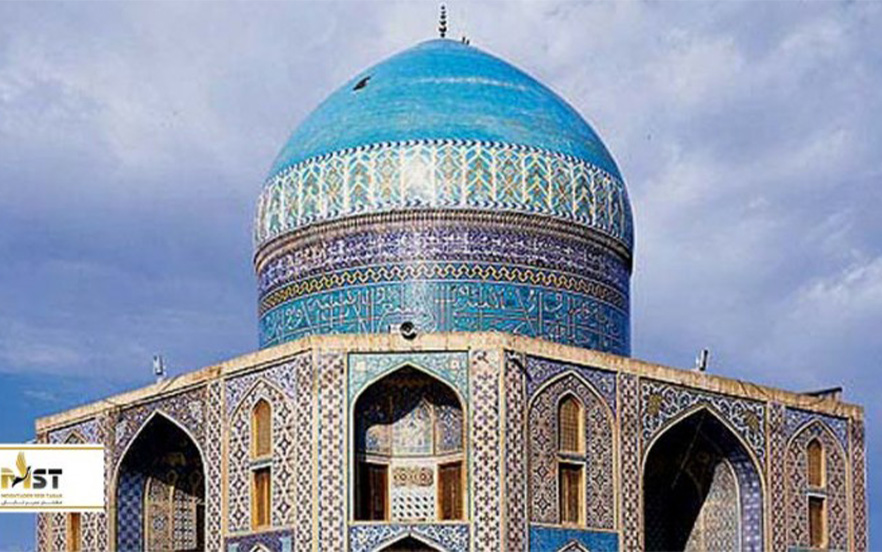 نمای تاریخی آرامگاه گنبد سبز