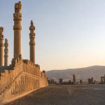 تخت جمشید در سپیده‌دم
